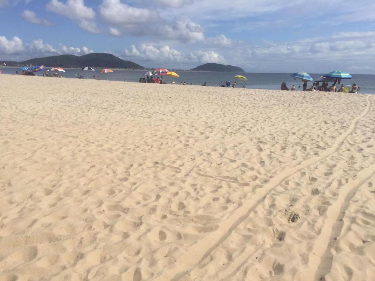 Casa Enseada Proximo Ao Mar E Comercios Com 2 Ar Split Sao Francisco do Sul Bagian luar foto